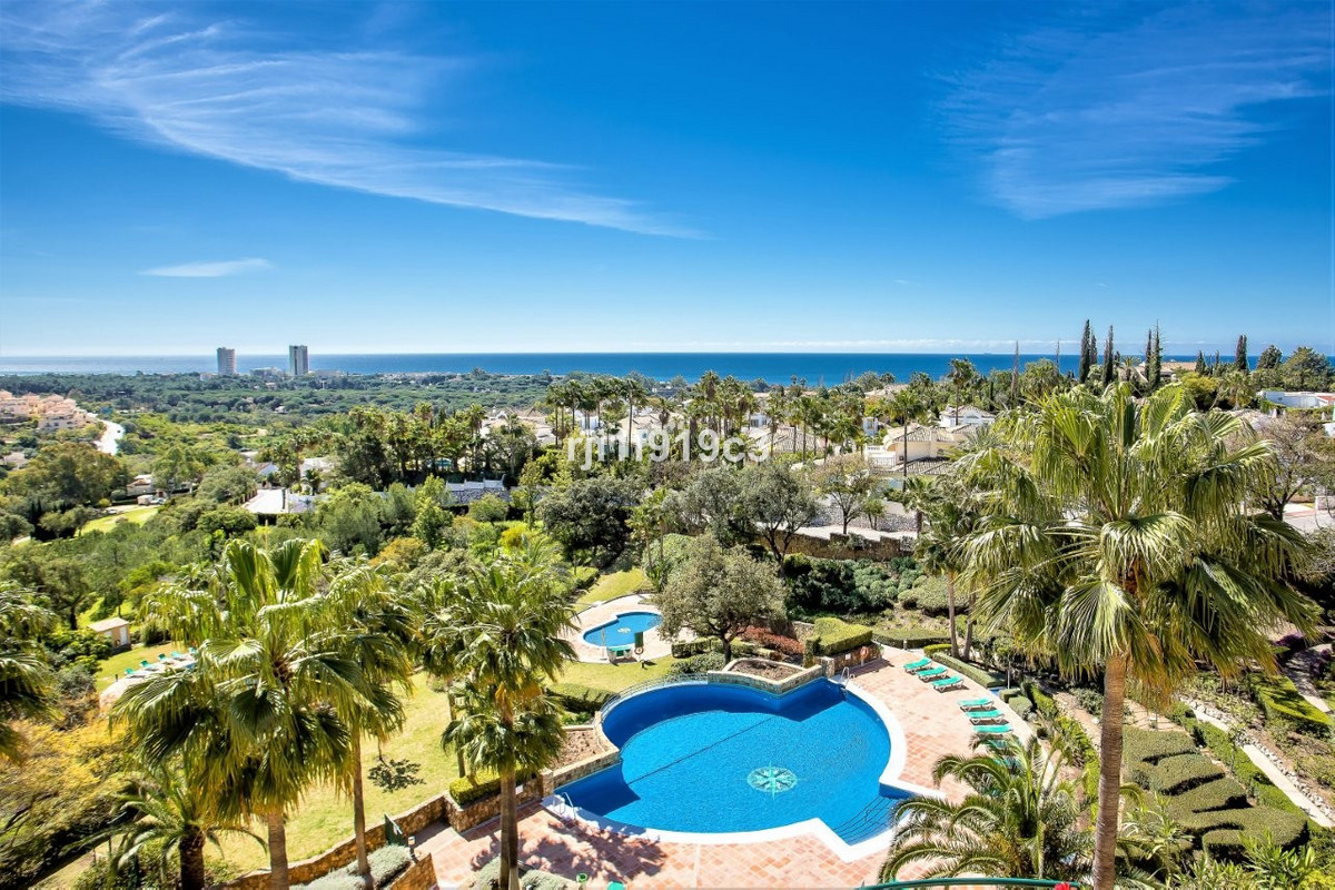 Apartamentos de 3 dormitorios en venta en Elviria Hills – R5152237 Apartamentos de 3 dormitorios en venta en Elviria Hills – R5152237