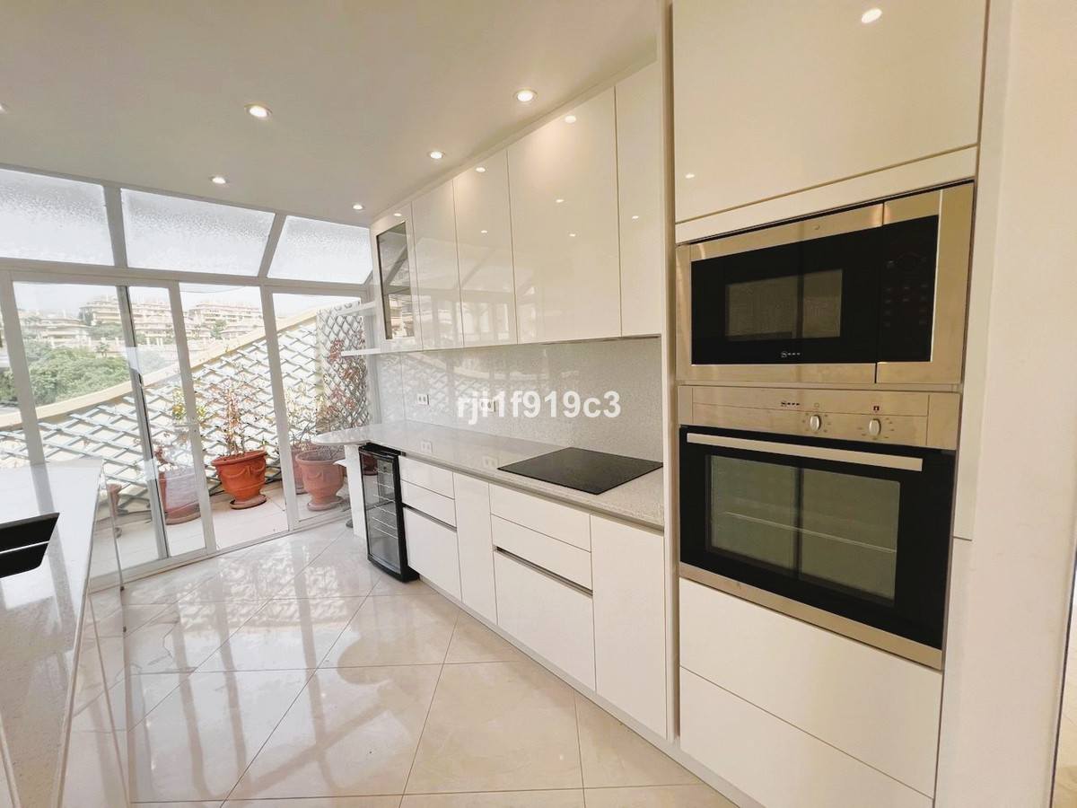 Apartamentos de 3 dormitorios en venta en Elviria Hills – R5152237 Apartamentos de 3 dormitorios en venta en Elviria Hills – R5152237