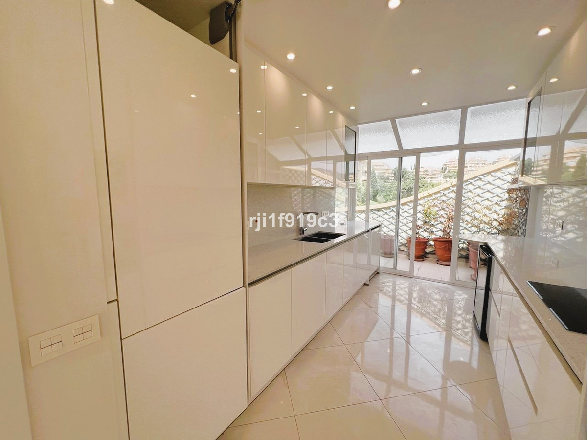 Apartamentos de 3 dormitorios en venta en Elviria Hills – R5152237 Apartamentos de 3 dormitorios en venta en Elviria Hills – R5152237