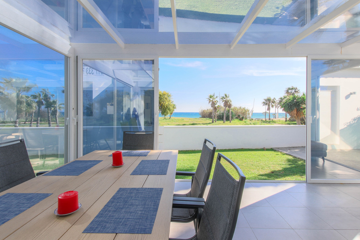 3 bedroom Villas for sale in Nueva Milla de Oro – R3614063 3 bedroom Villas for sale in Nueva Milla de Oro – R3614063