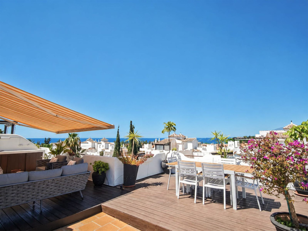 Apartamentos de 4 dormitorios en venta en Marbella – R5390530 Apartamentos de 4 dormitorios en venta en Marbella – R5390530