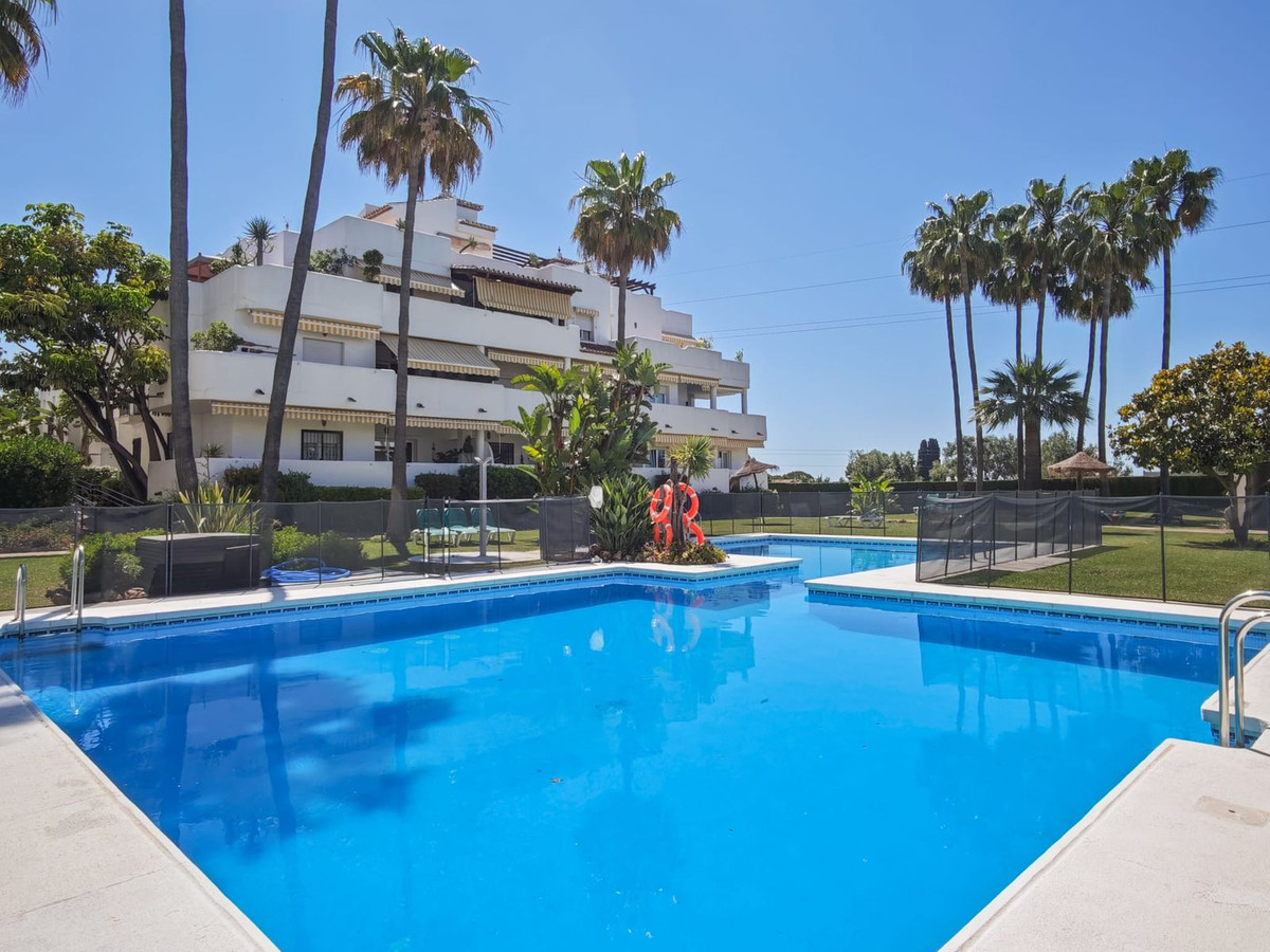 Apartamentos de 4 dormitorios en venta en Marbella – R5390530 Apartamentos de 4 dormitorios en venta en Marbella – R5390530