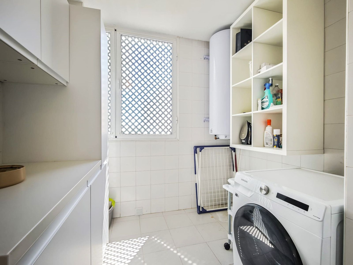 Apartamentos de 4 dormitorios en venta en Marbella – R5390530 Apartamentos de 4 dormitorios en venta en Marbella – R5390530