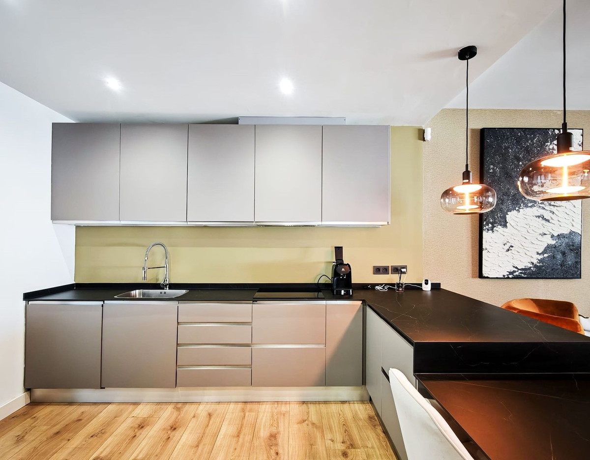 Apartamentos de 4 dormitorios en venta en Marbella – R5390530 Apartamentos de 4 dormitorios en venta en Marbella – R5390530