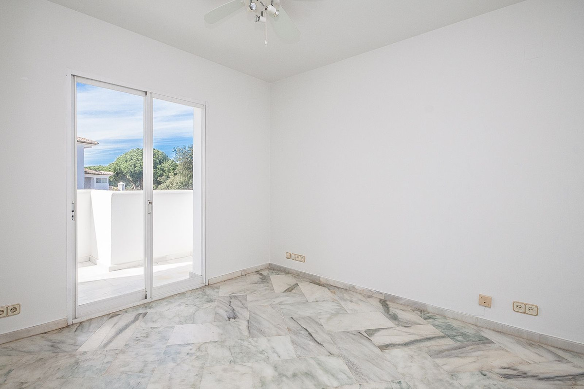 2 bedroom Apartments for sale in Elviria – R5347222 2 bedroom Apartments for sale in Elviria – R5347222