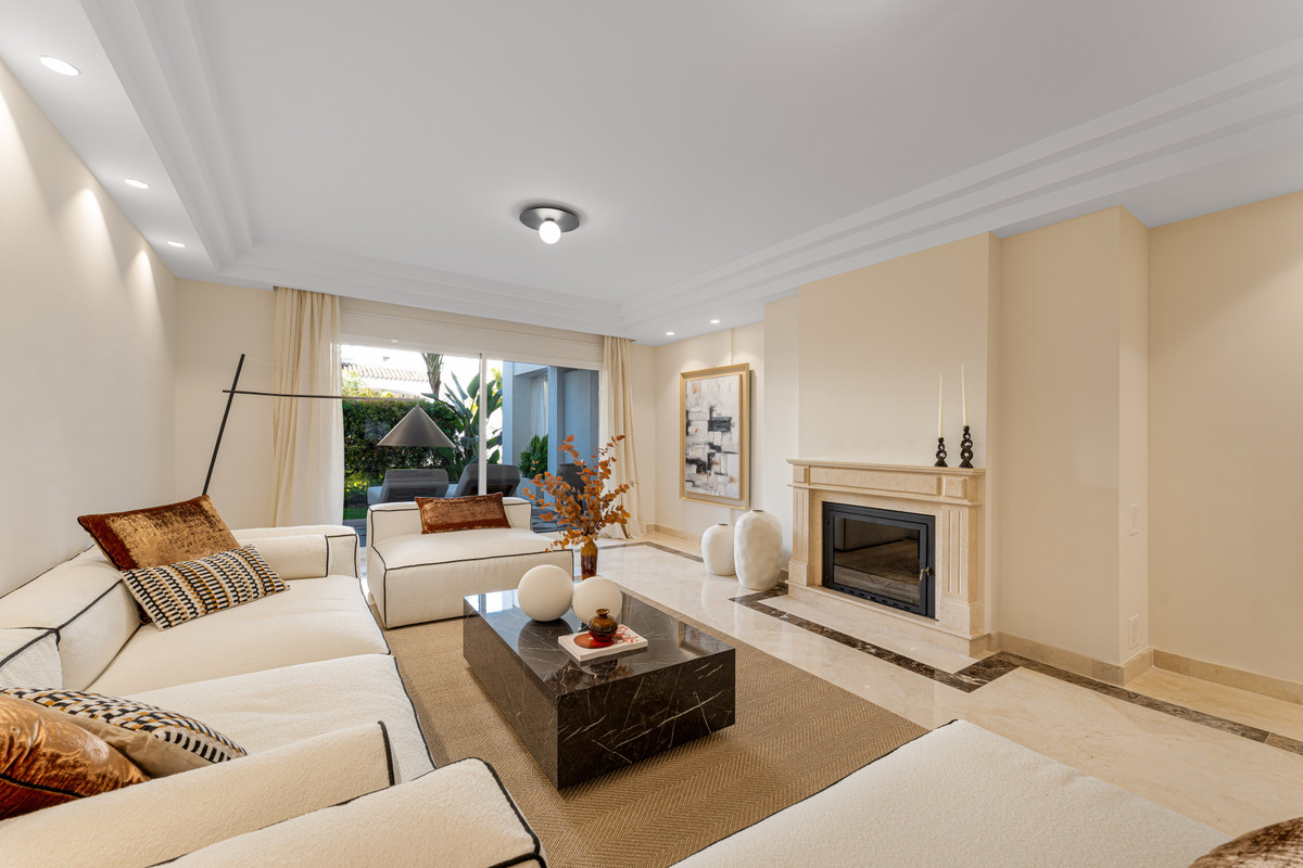 3 bedroom Apartments for sale in Sierra Blanca – R5251555 3 bedroom Apartments for sale in Sierra Blanca – R5251555