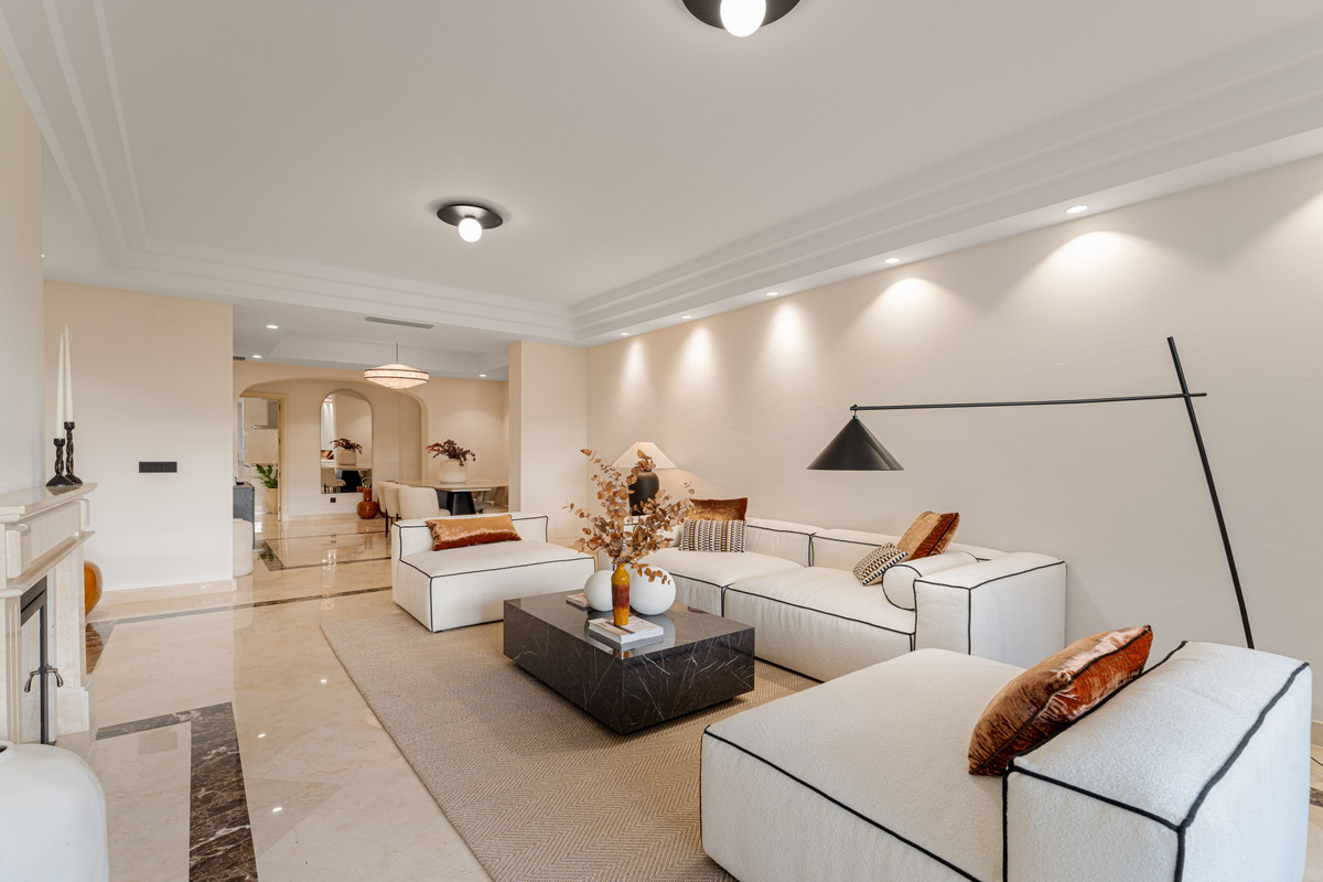 3 bedroom Apartments for sale in Sierra Blanca – R5251555 3 bedroom Apartments for sale in Sierra Blanca – R5251555
