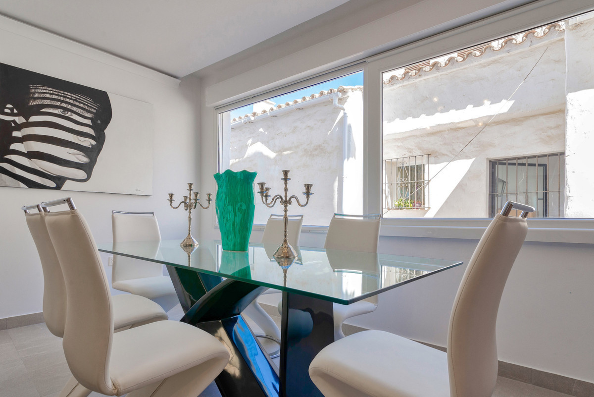 3 bedroom Apartments for sale in Puerto Banús – R4951294 3 bedroom Apartments for sale in Puerto Banús – R4951294