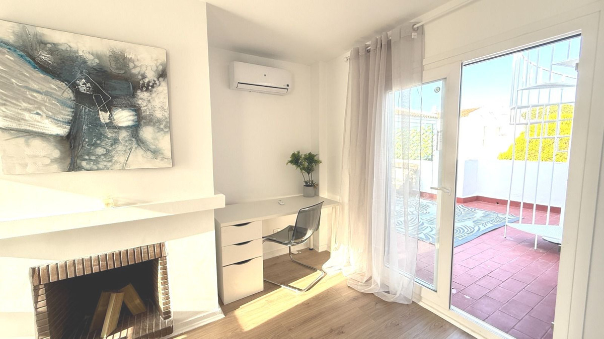 3 bedroom Penthouses for sale in Elviria – R5367643 3 bedroom Penthouses for sale in Elviria – R5367643