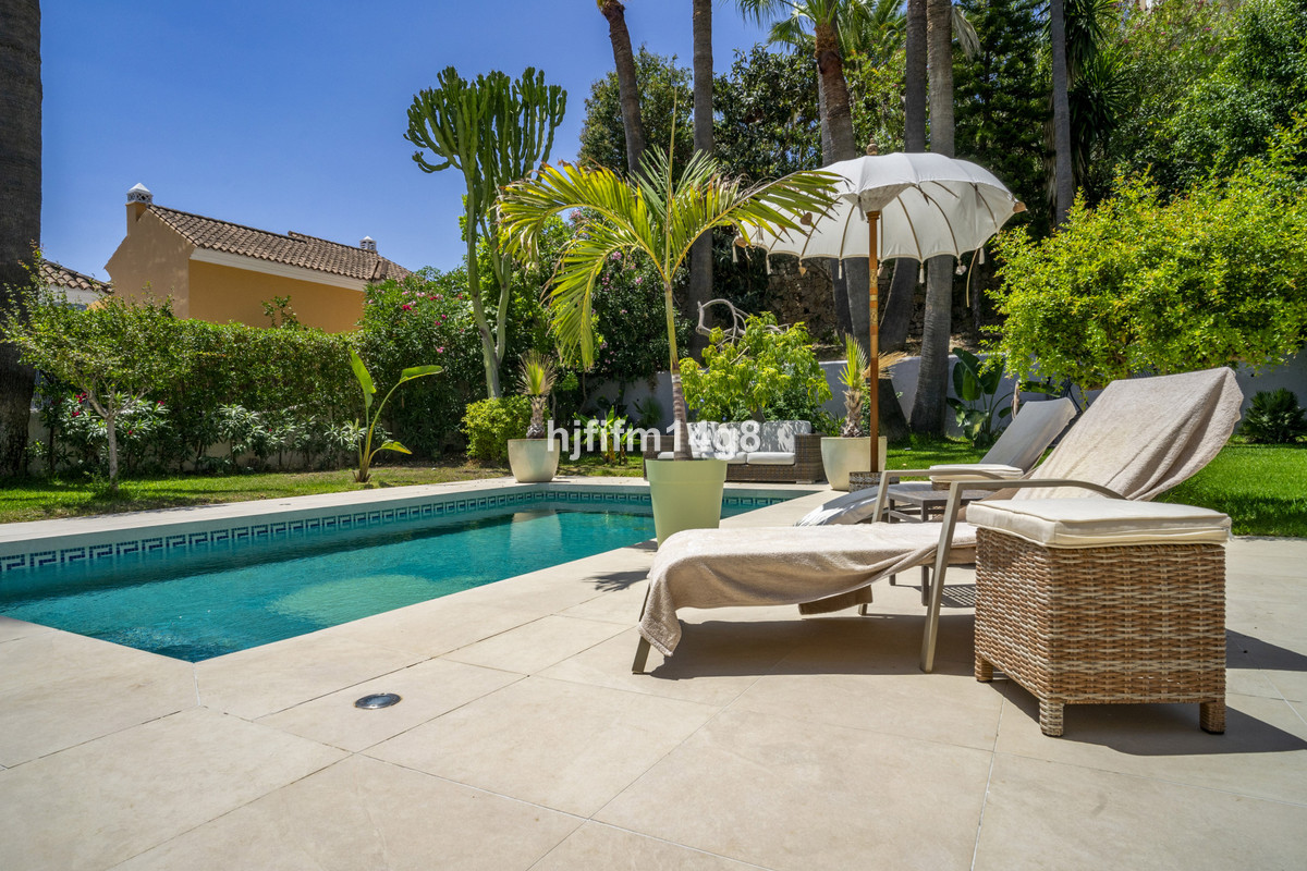 4 bedroom Villas for sale in Nueva Andalucía – R5123296 4 bedroom Villas for sale in Nueva Andalucía – R5123296