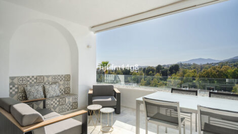 3 bedroom Apartments for sale in Benahavís – R5337460