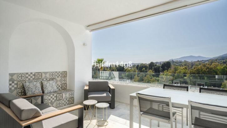 Apartamentos de 3 dormitorios en venta en Benahavís – R5337460 Apartamentos de 3 dormitorios en venta en Benahavís – R5337460 en