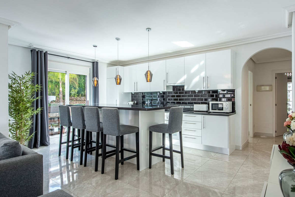 3 bedroom Apartments for sale in Nueva Andalucía – R5226427 3 bedroom Apartments for sale in Nueva Andalucía – R5226427