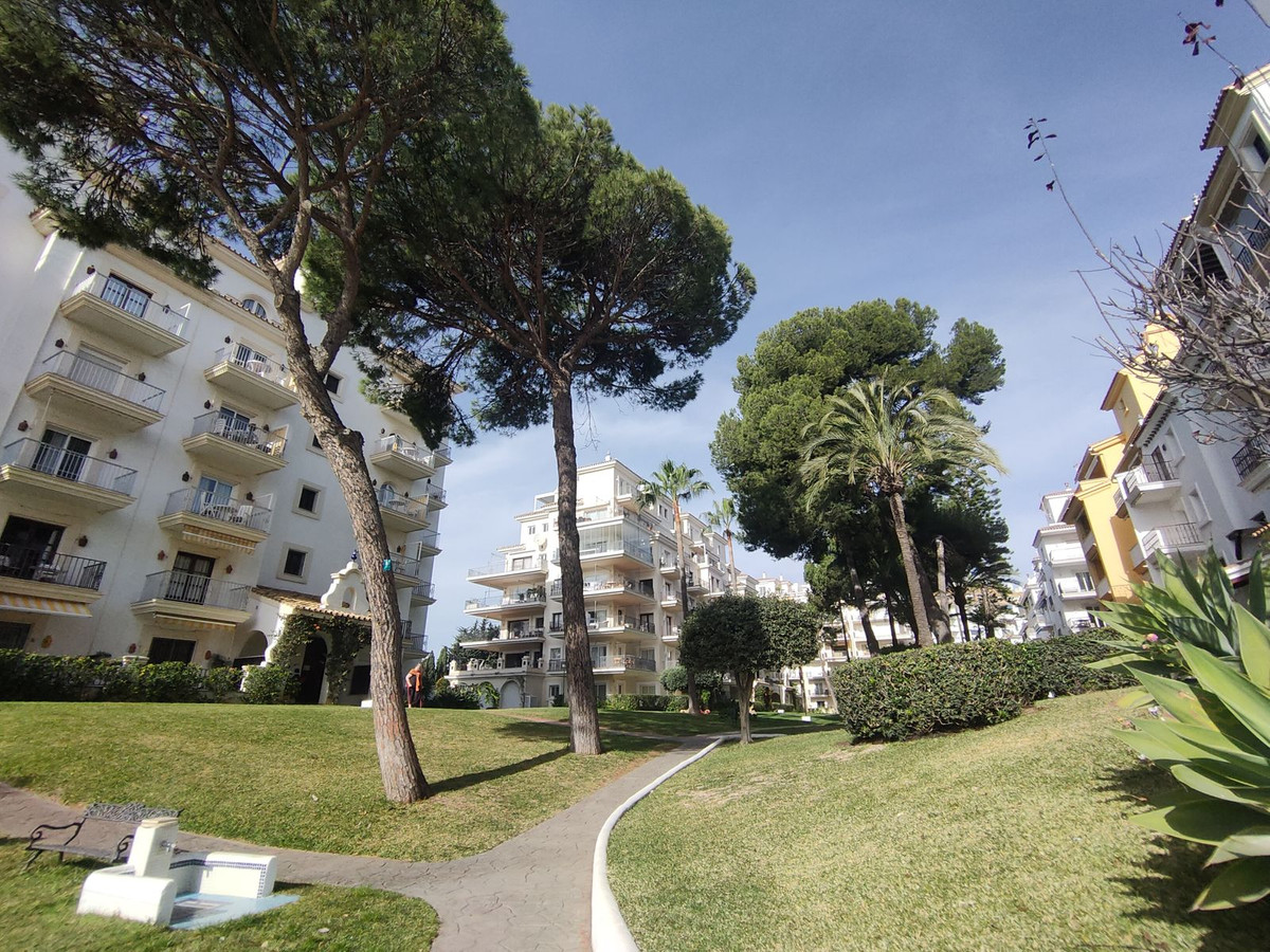 Apartamentos de 2 dormitorios en venta en Puerto Banús – R4934320 Apartamentos de 2 dormitorios en venta en Puerto Banús – R4934320