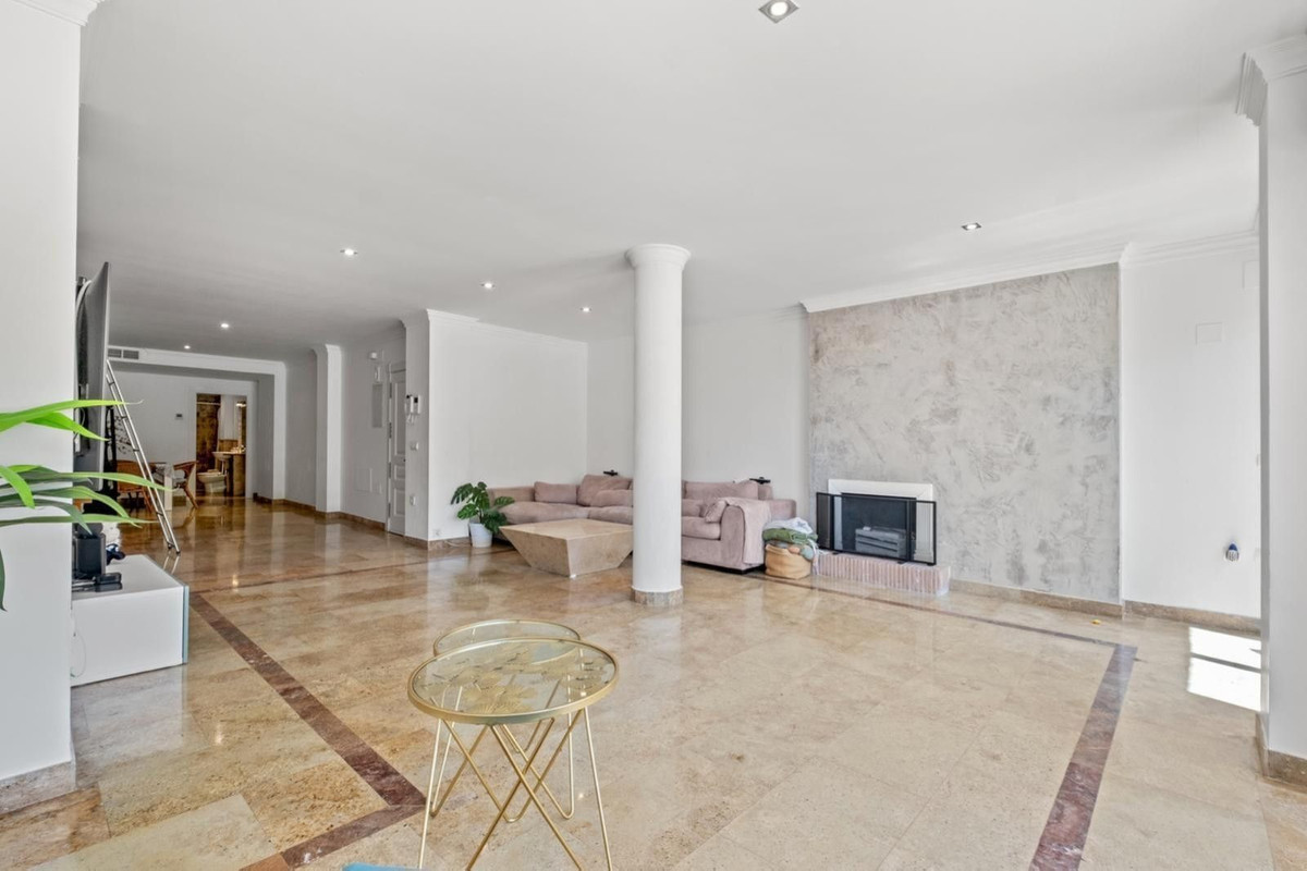3 bedroom Apartments for sale in Milla de Oro – R5291836 3 bedroom Apartments for sale in Milla de Oro – R5291836