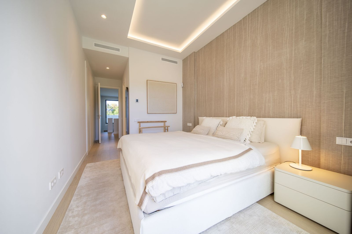 4 bedroom Semi-detached for sale in Marbella – R5274235 4 bedroom Semi-detached for sale in Marbella – R5274235
