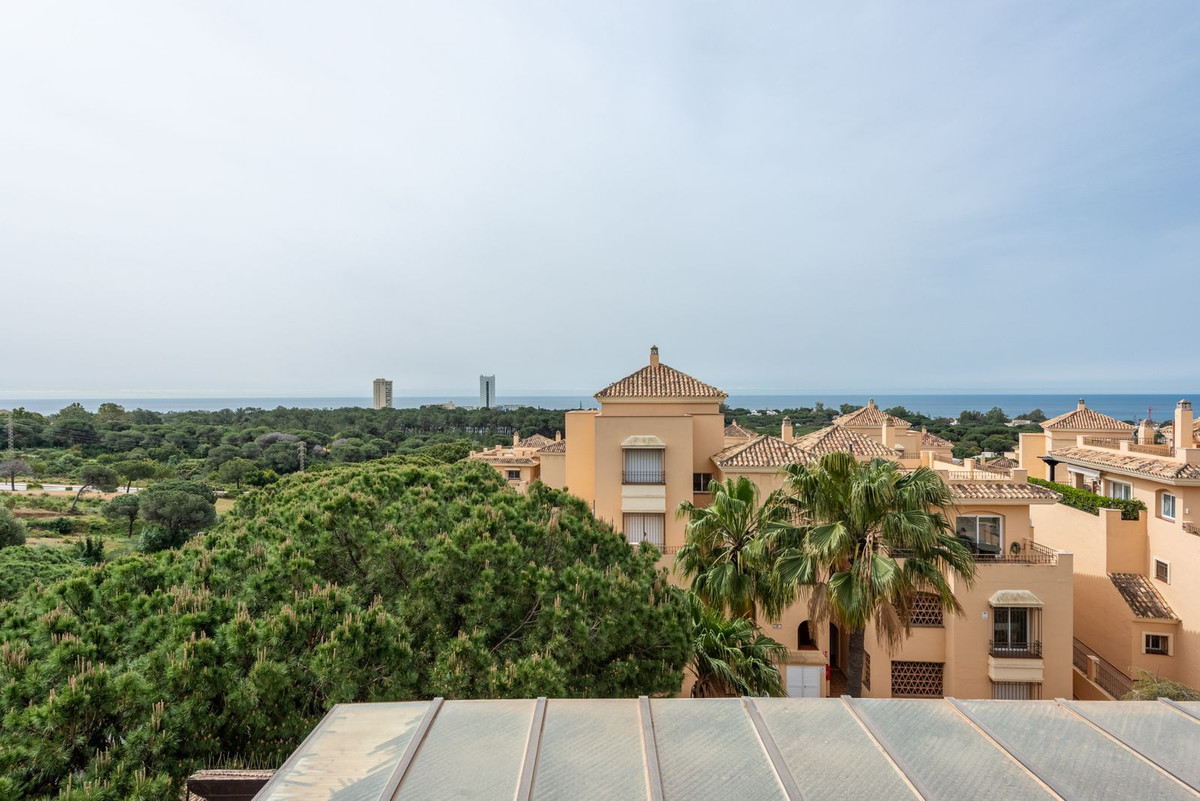 Apartamentos de 4 dormitorios en venta en Elviria – R5374471 Apartamentos de 4 dormitorios en venta en Elviria – R5374471