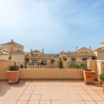 Apartamentos de 4 dormitorios en venta en Elviria – R5374471 Apartamentos de 4 dormitorios en venta en Elviria – R5374471