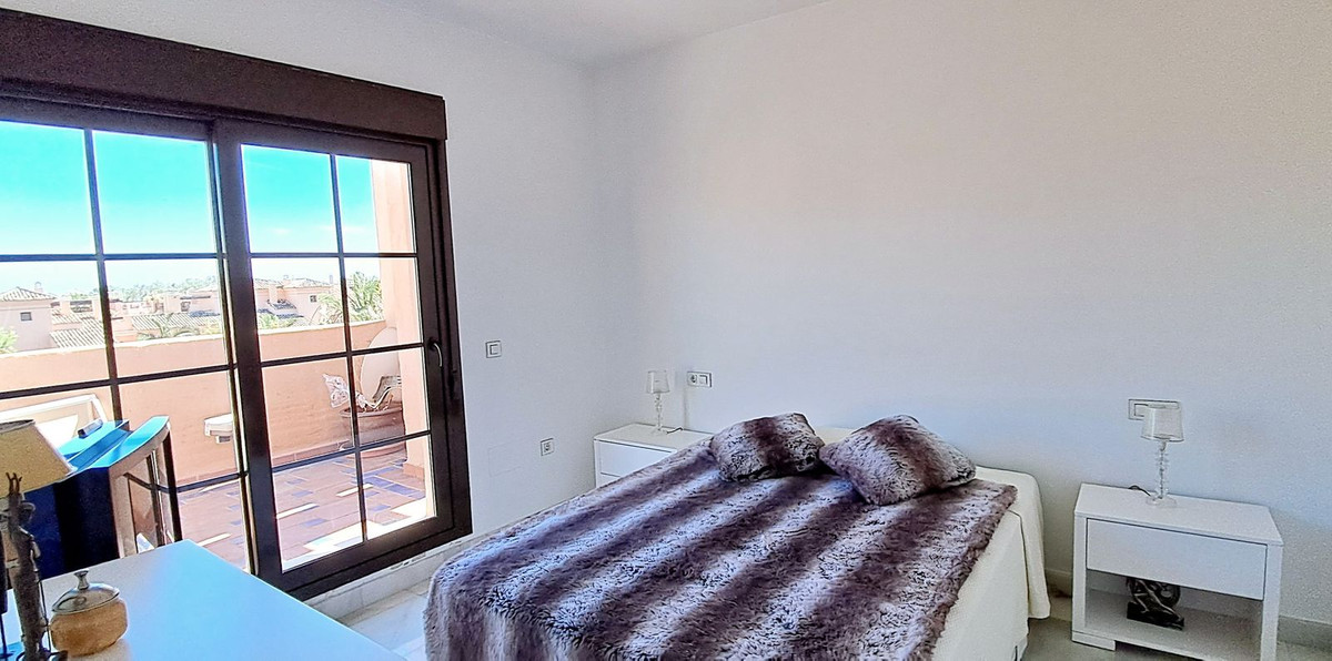 3 bedroom Apartments for sale in Nueva Milla de Oro – R4722949 3 bedroom Apartments for sale in Nueva Milla de Oro – R4722949