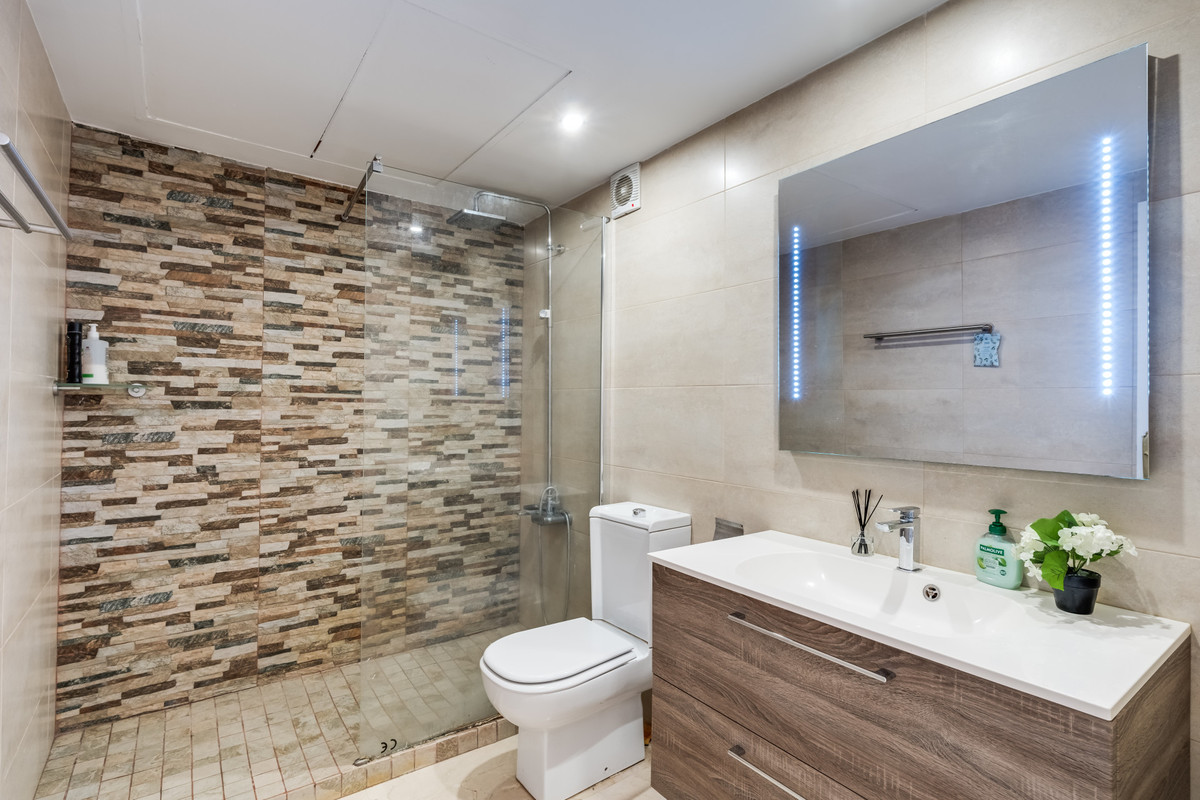 Apartamentos de 3 dormitorios en venta en La Quinta – R4977340 Apartamentos de 3 dormitorios en venta en La Quinta – R4977340