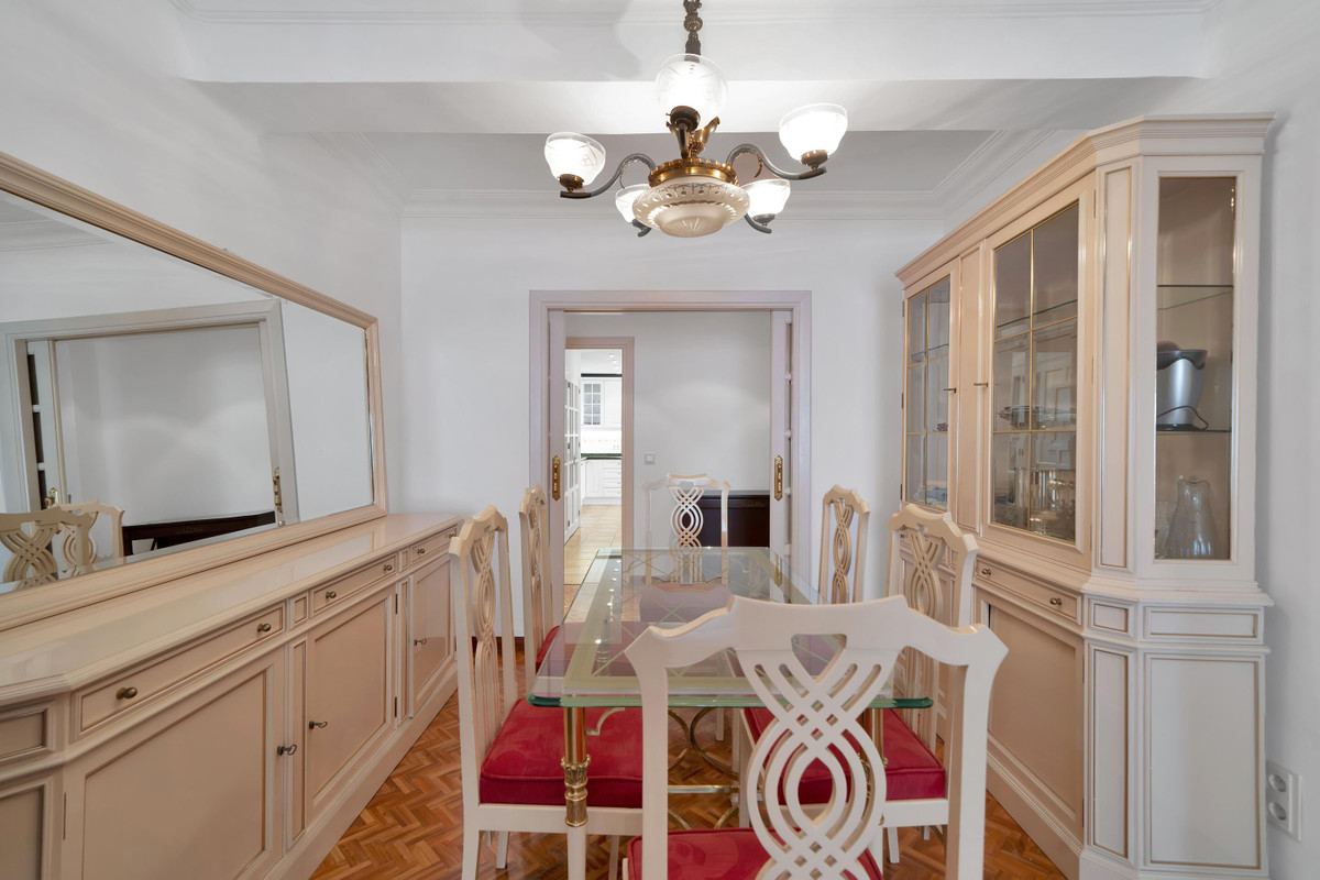 Apartamentos de 3 dormitorios en venta en Marbella – R5283316 Apartamentos de 3 dormitorios en venta en Marbella – R5283316