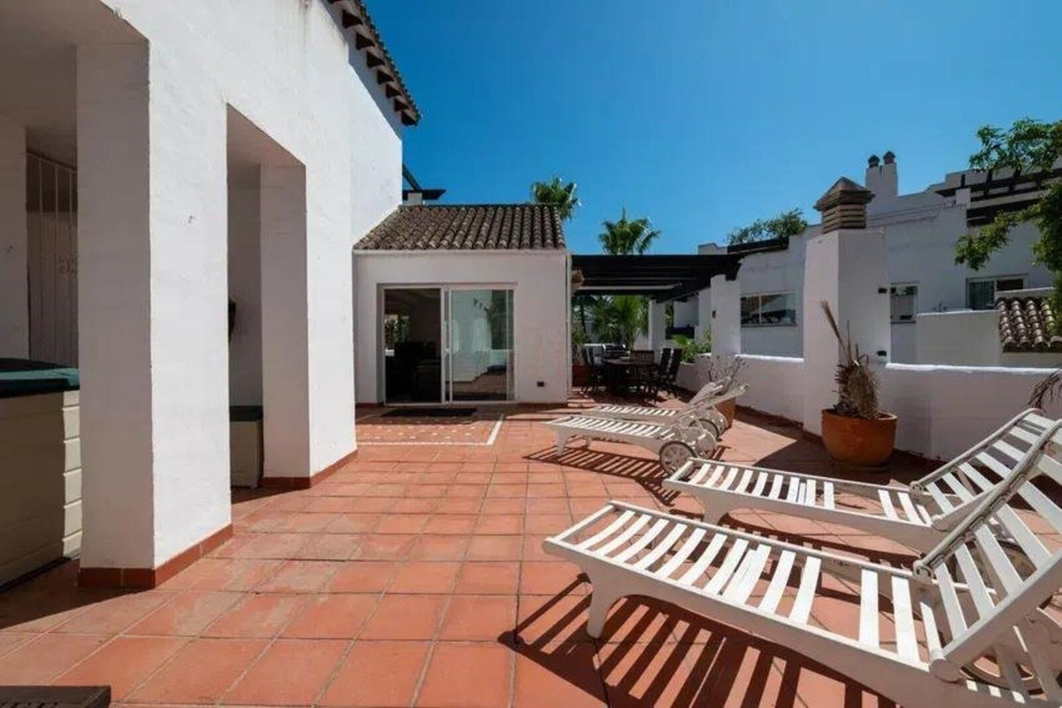 3 bedroom Apartments for sale in Puerto Ban�s – R4992316 3 bedroom Apartments for sale in Puerto Ban�s – R4992316