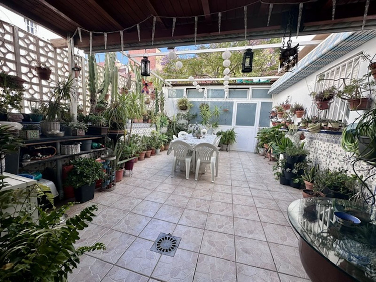 Apartamentos de 4 dormitorios en venta en San Pedro de Alcántara – R5395669 Apartamentos de 4 dormitorios en venta en San Pedro de Alcántara – R5395669