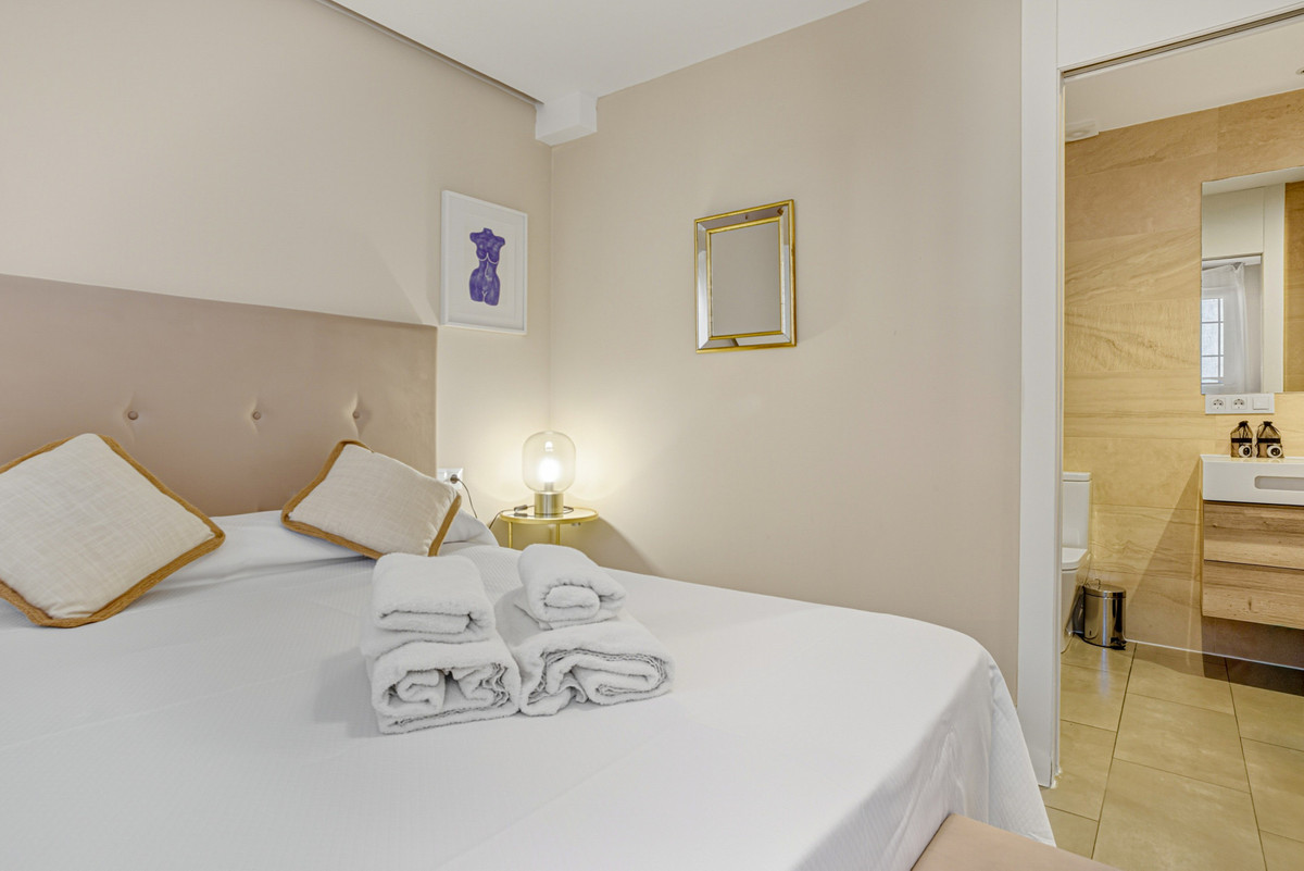 2 bedroom Apartments for sale in Puerto Banús – R5212948 2 bedroom Apartments for sale in Puerto Banús – R5212948