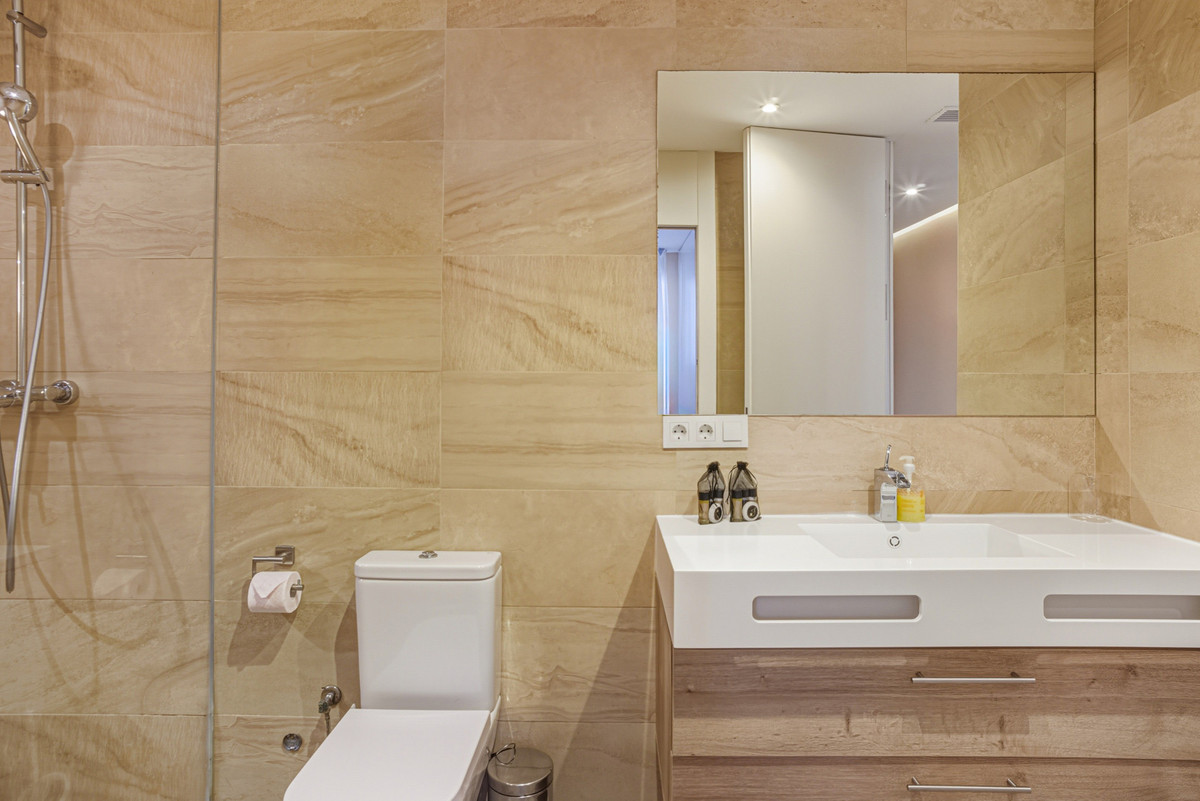 2 bedroom Apartments for sale in Puerto Banús – R5212948 2 bedroom Apartments for sale in Puerto Banús – R5212948