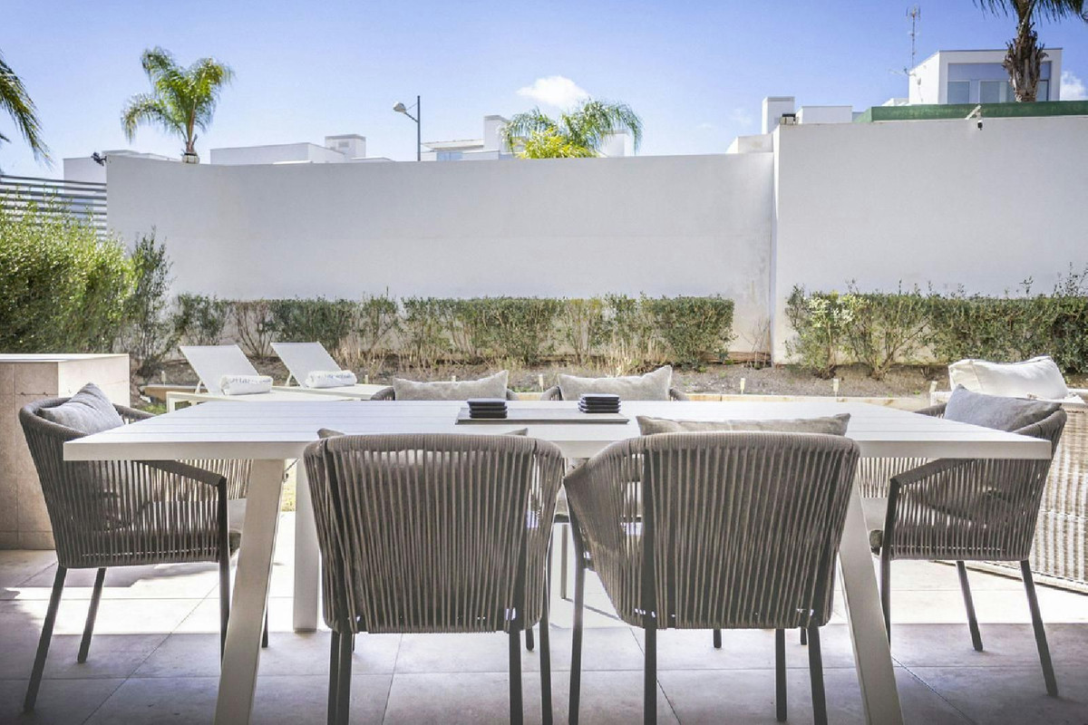 2 bedroom Apartments for sale in Nueva Milla de Oro – R5296306 2 bedroom Apartments for sale in Nueva Milla de Oro – R5296306