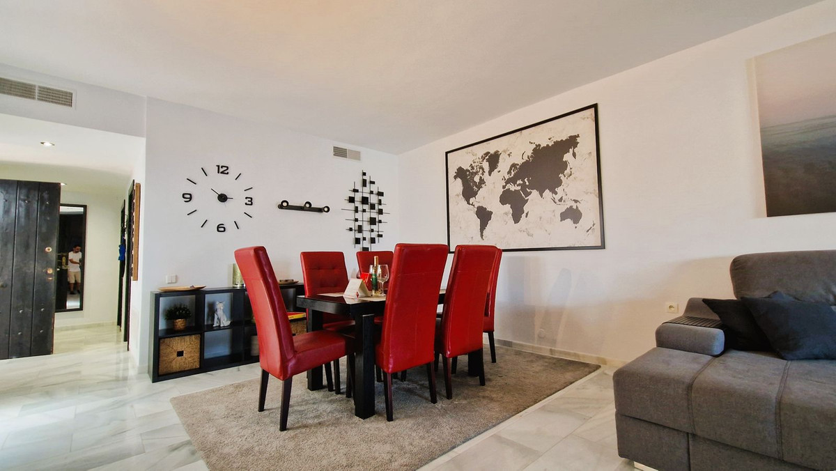2 bedroom Penthouses for sale in Puerto Banús – R5108434 2 bedroom Penthouses for sale in Puerto Banús – R5108434