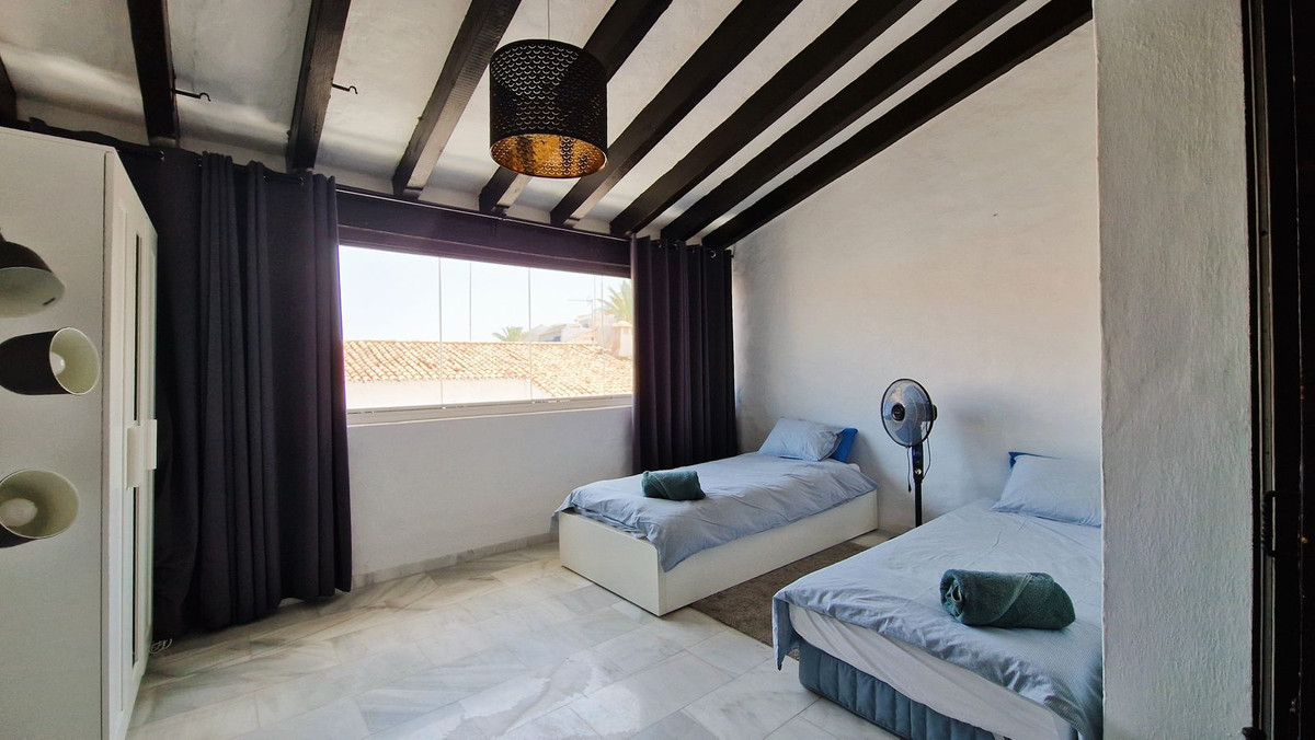 2 bedroom Penthouses for sale in Puerto Banús – R5108434 2 bedroom Penthouses for sale in Puerto Banús – R5108434