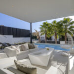 Villas de 6 dormitorios en venta en San Pedro de Alcántara – R5182645 Villas de 6 dormitorios en venta en San Pedro de Alcántara – R5182645