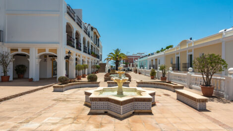 Adosados de 3 dormitorios en venta en Nueva Andalucía – R5347531 Adosados de 3 dormitorios en venta en Nueva Andalucía – R5347531