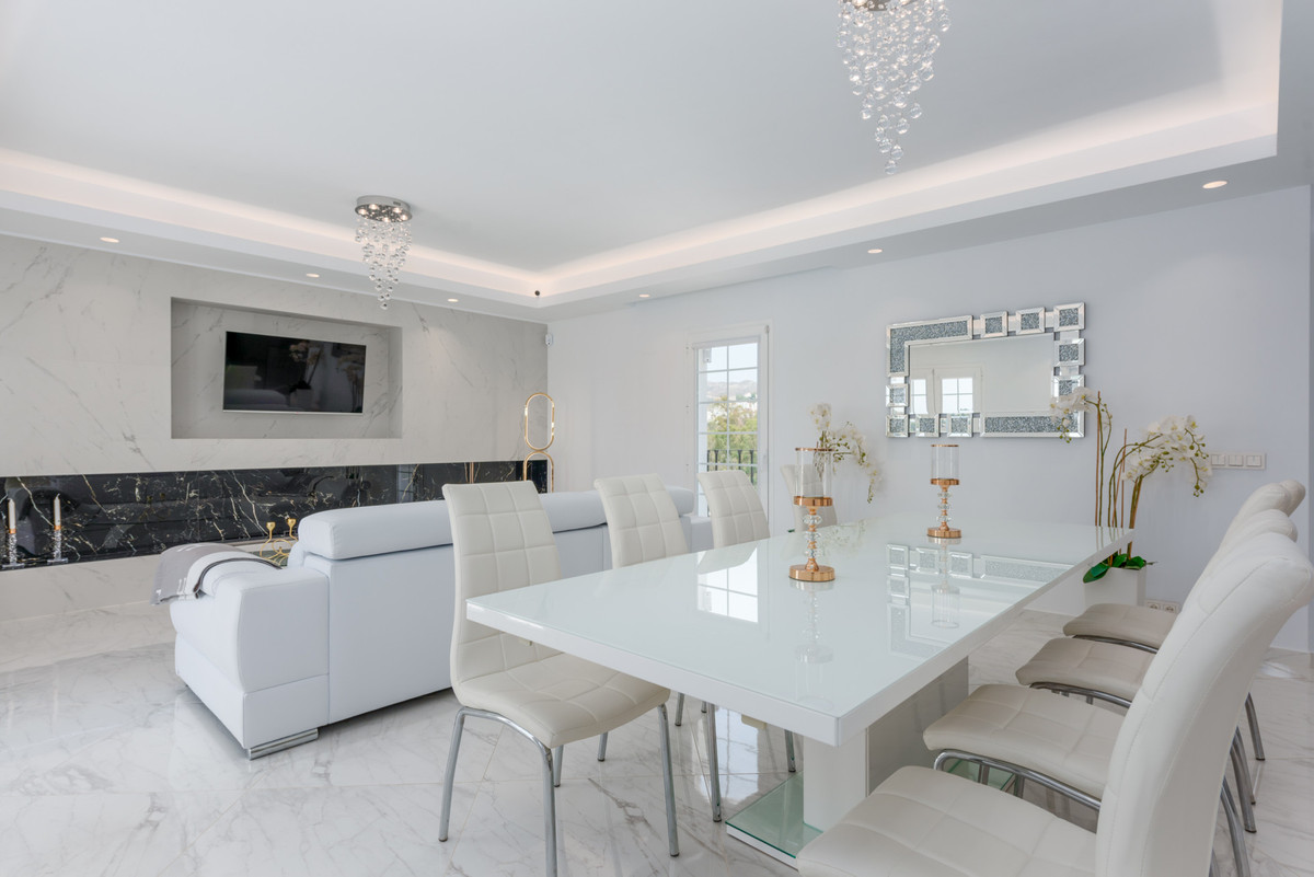 Adosados de 3 dormitorios en venta en Nueva Andaluc�a – R5347531 Adosados de 3 dormitorios en venta en Nueva Andaluc�a – R5347531