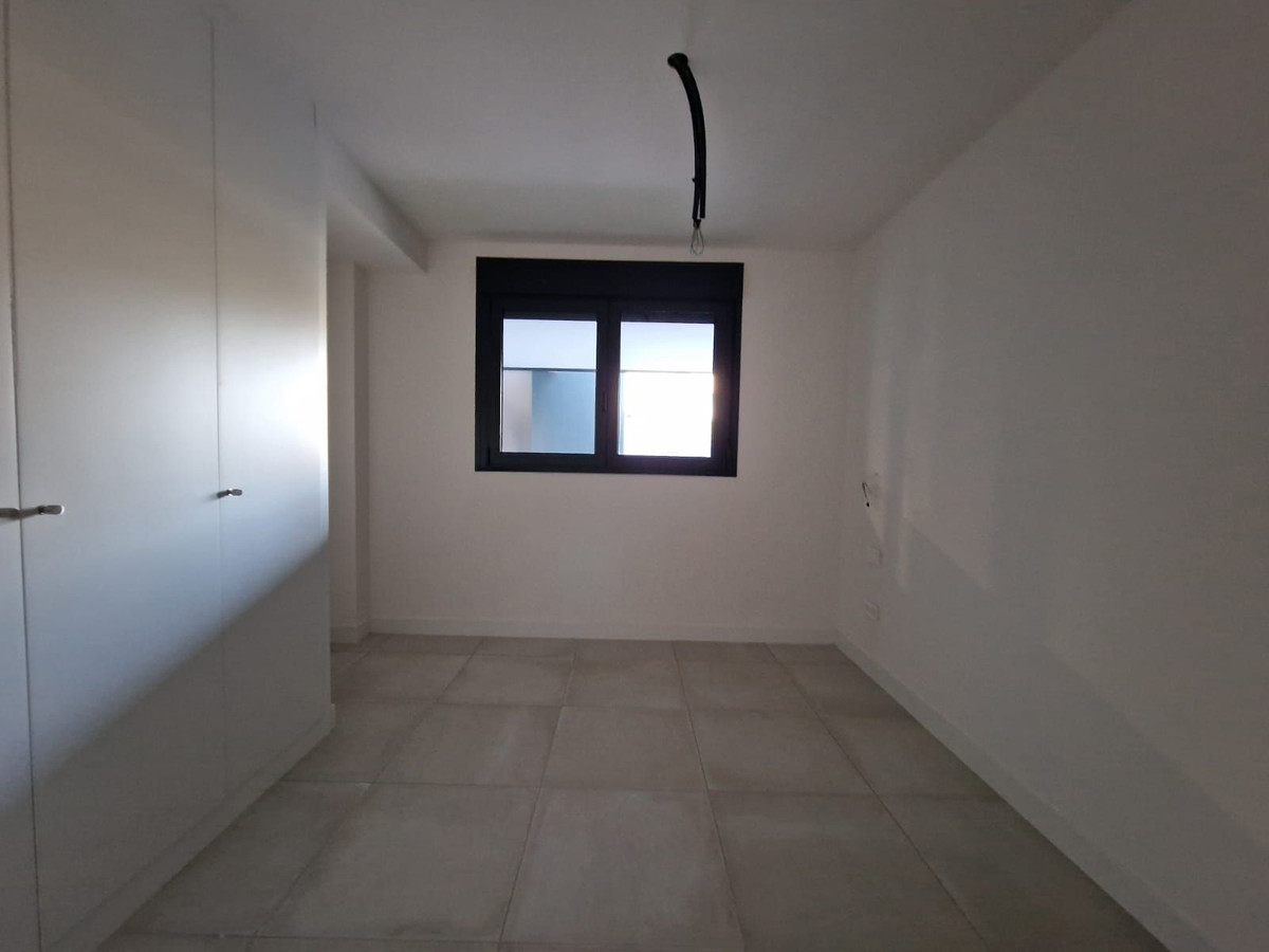 Apartamentos de 3 dormitorios en venta en Selwo – R5164051 Apartamentos de 3 dormitorios en venta en Selwo – R5164051