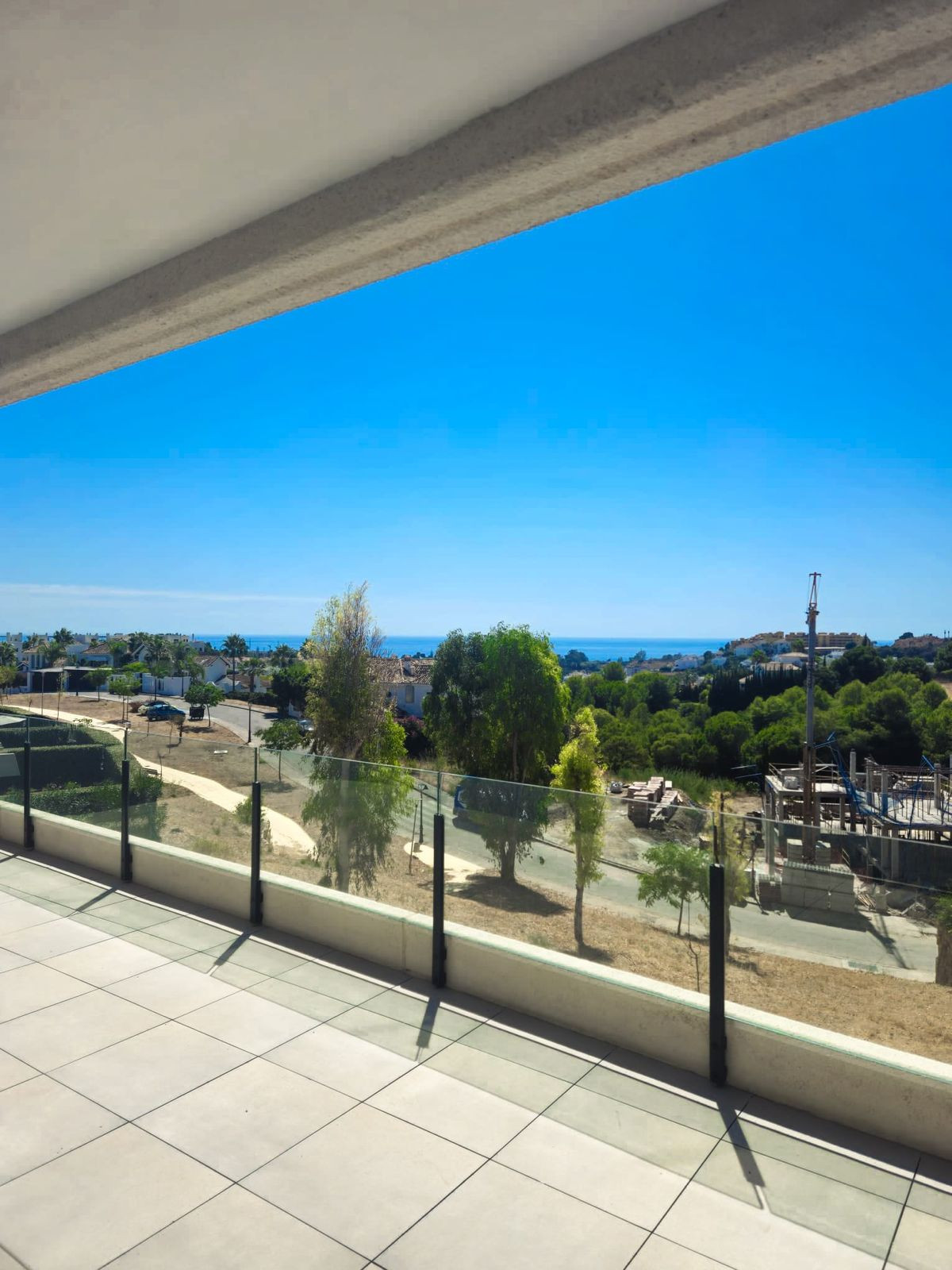 Apartamentos de 3 dormitorios en venta en Selwo – R5164051 Apartamentos de 3 dormitorios en venta en Selwo – R5164051