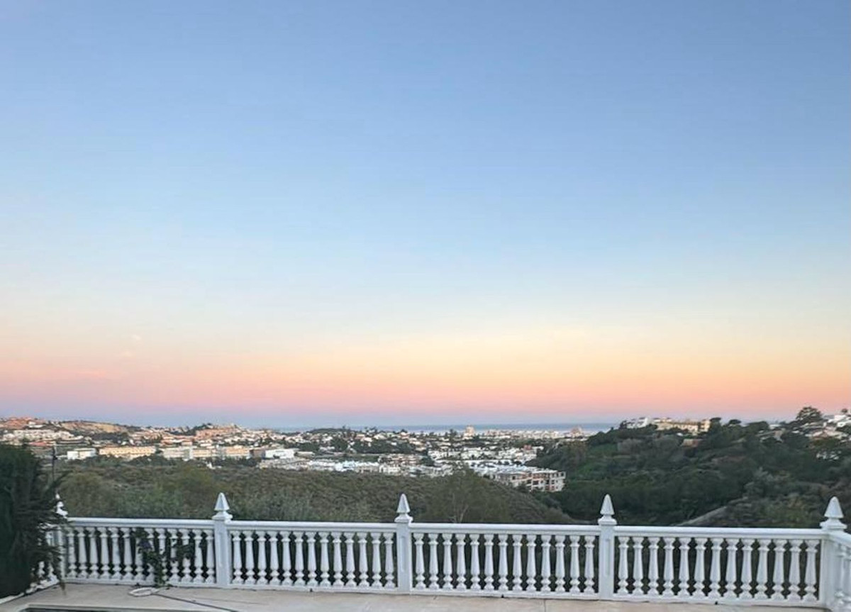 Villas de 4 dormitorios en venta en Mijas – R5338618 Villas de 4 dormitorios en venta en Mijas – R5338618