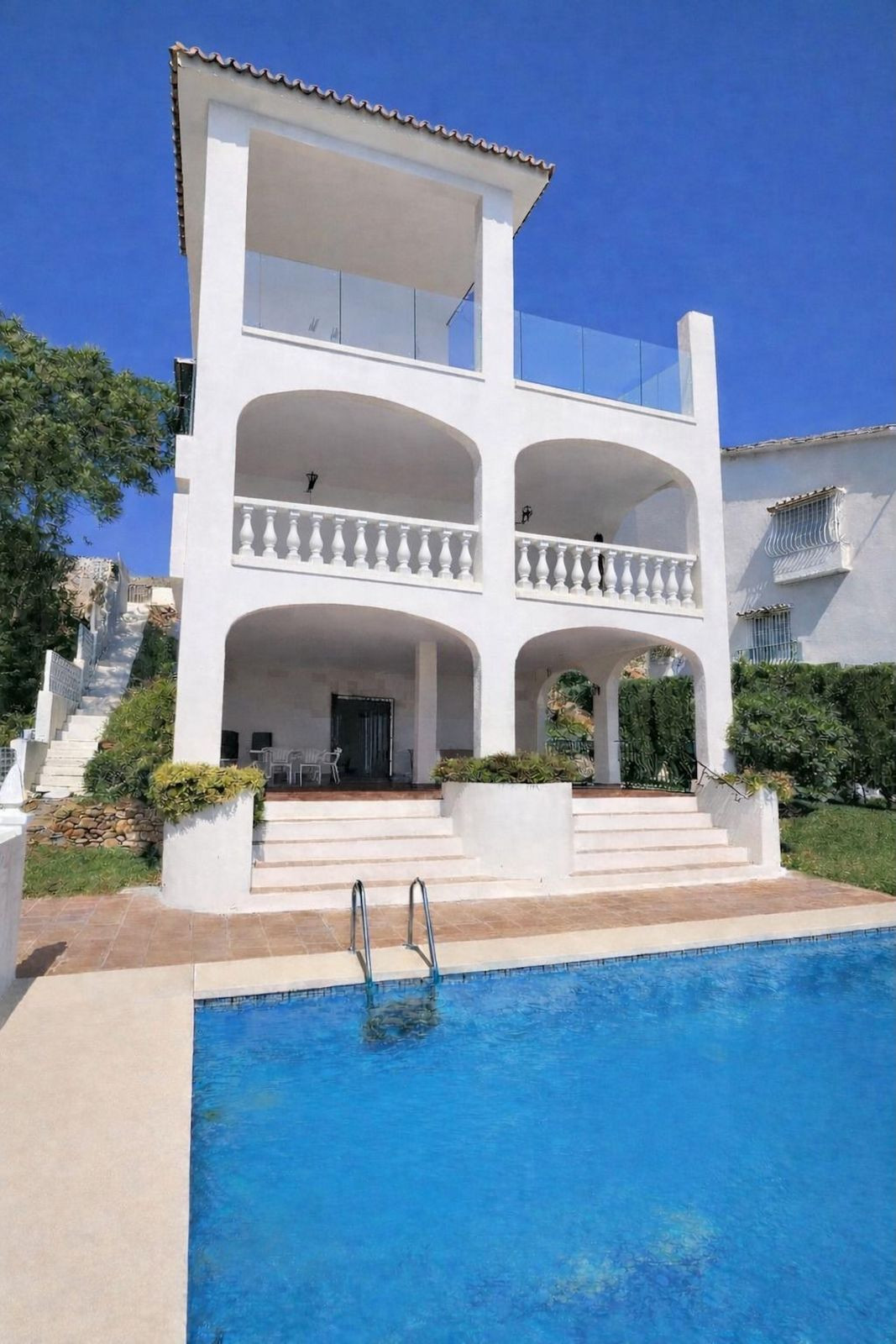 Villas de 4 dormitorios en venta en Mijas – R5338618 Villas de 4 dormitorios en venta en Mijas – R5338618