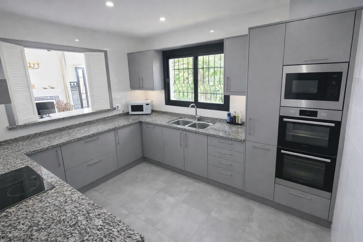 Villas de 4 dormitorios en venta en Mijas – R5338618 Villas de 4 dormitorios en venta en Mijas – R5338618