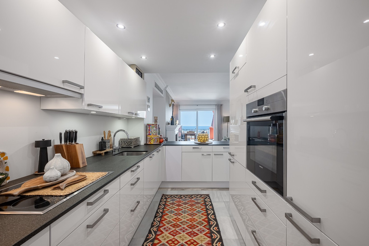 Apartamentos de 4 dormitorios en venta en Monte Halcones – R5146996 Apartamentos de 4 dormitorios en venta en Monte Halcones – R5146996