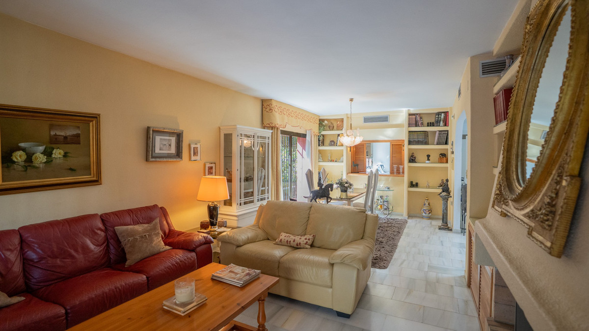 Villas de 4 dormitorios en venta en Marbella – R5209471 Villas de 4 dormitorios en venta en Marbella – R5209471