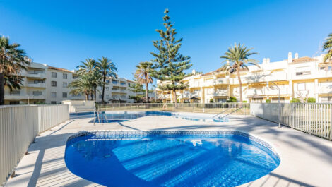 2 bedroom Penthouses for sale in La Cala de Mijas – R5261110