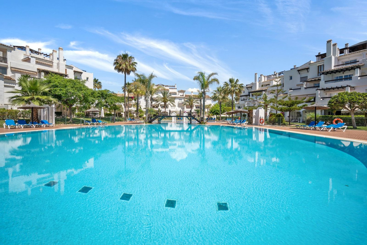 Apartamentos de 5 dormitorios en venta en San Pedro de Alcántara – R4929973 Apartamentos de 5 dormitorios en venta en San Pedro de Alcántara – R4929973