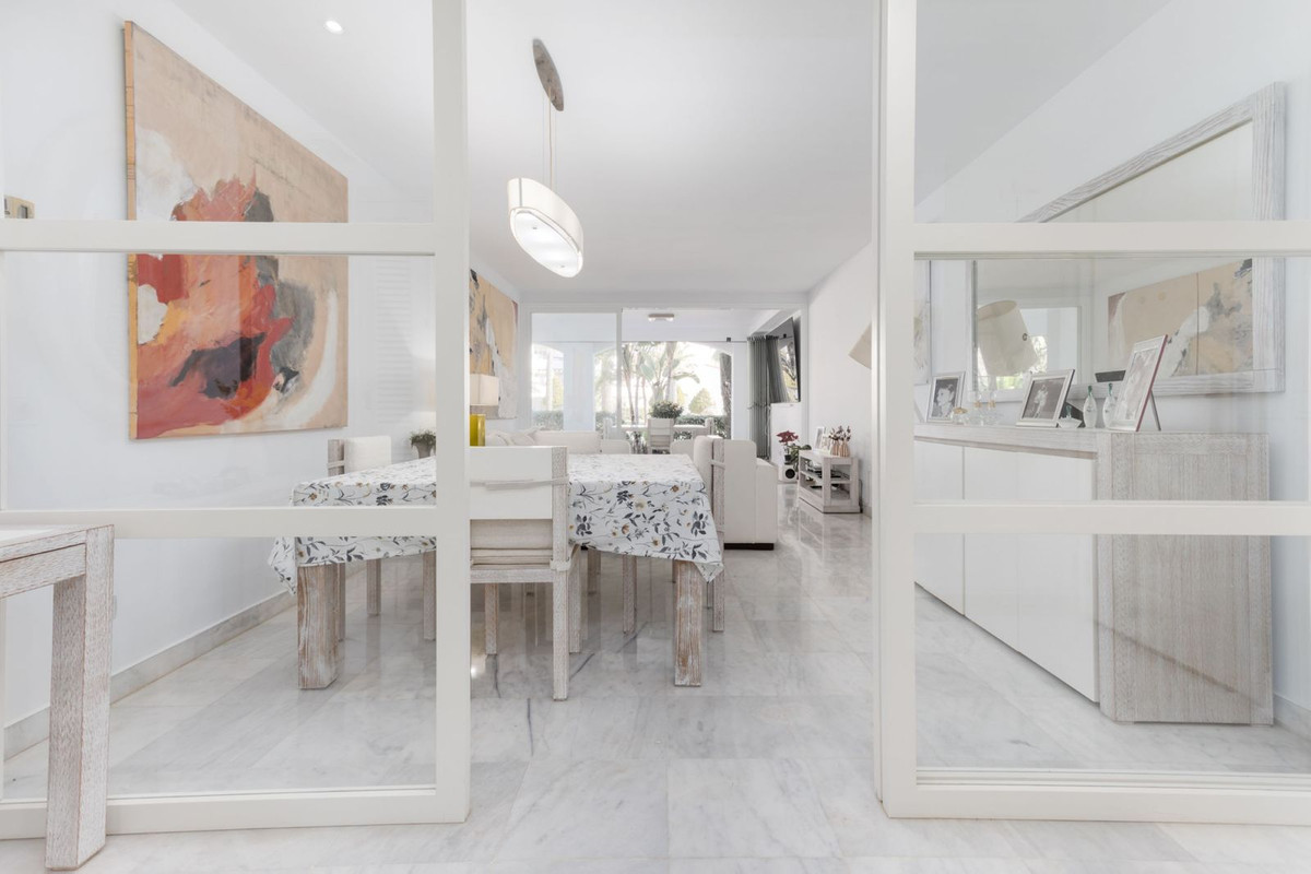 Apartamentos de 5 dormitorios en venta en San Pedro de Alcántara – R4929973 Apartamentos de 5 dormitorios en venta en San Pedro de Alcántara – R4929973