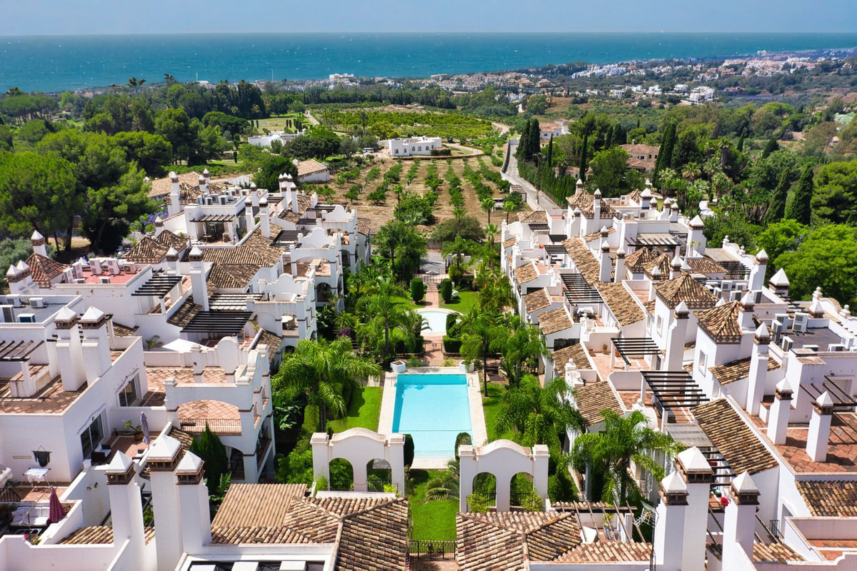 Apartamentos de 4 dormitorios en venta en Nag�eles – R5071018 Apartamentos de 4 dormitorios en venta en Nag�eles – R5071018