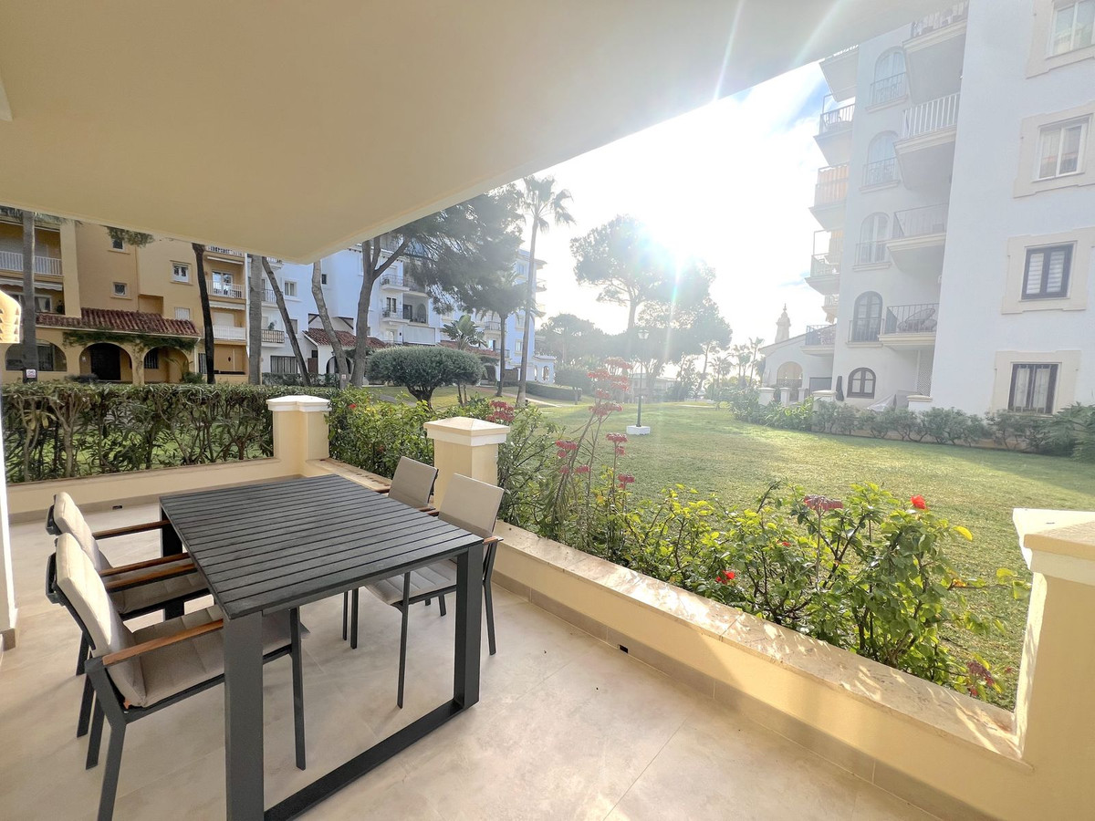 2 bedroom Apartments for sale in Puerto Banús – R4932052 2 bedroom Apartments for sale in Puerto Banús – R4932052