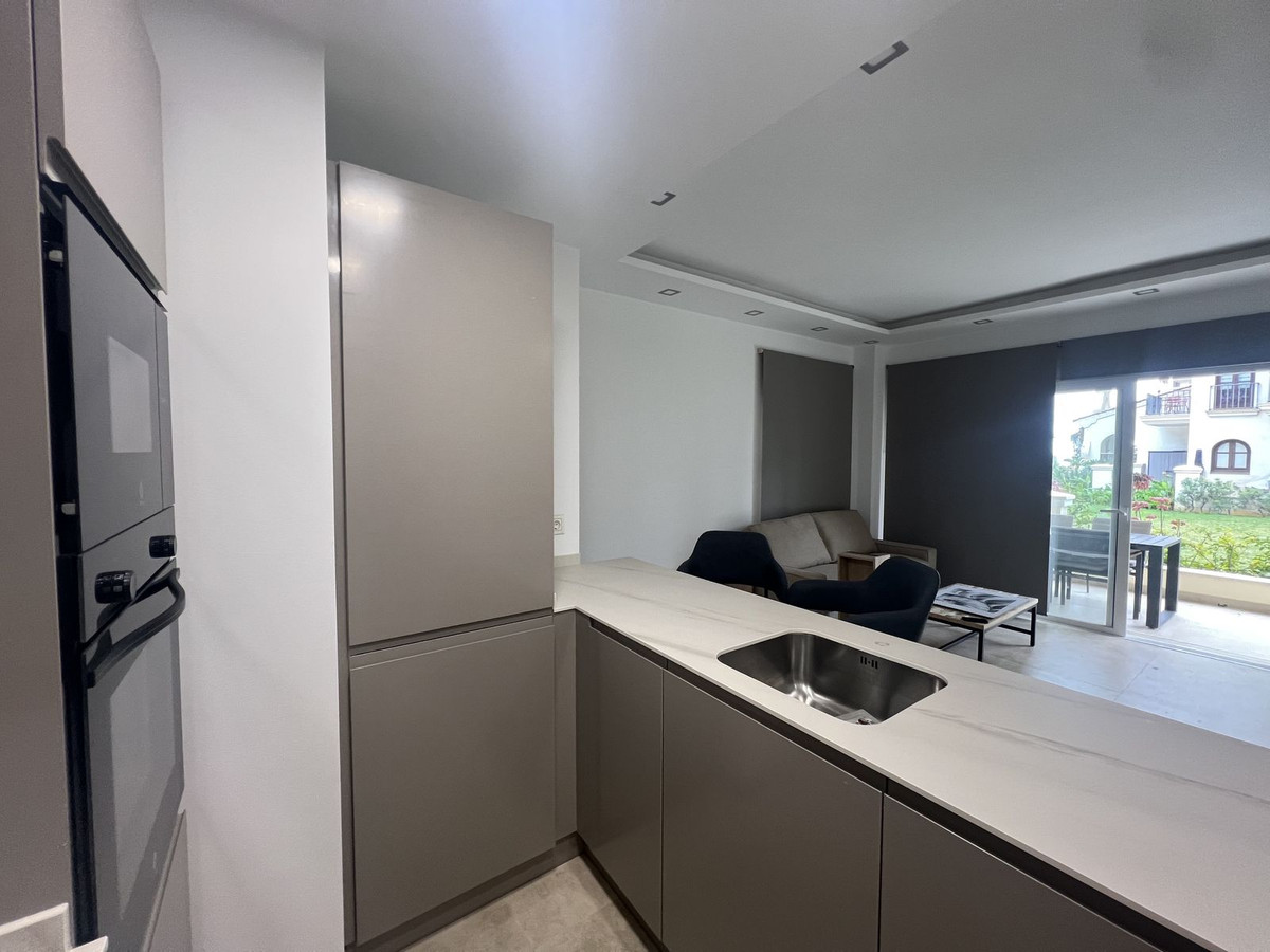 2 bedroom Apartments for sale in Puerto Banús – R4932052 2 bedroom Apartments for sale in Puerto Banús – R4932052