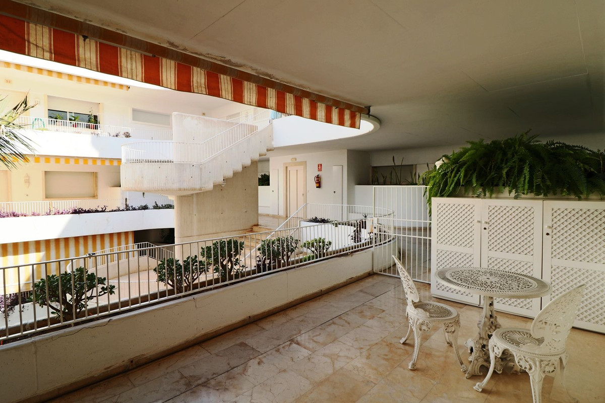 Apartamentos de 2 dormitorios en venta en Marbella – R4442830 Apartamentos de 2 dormitorios en venta en Marbella – R4442830