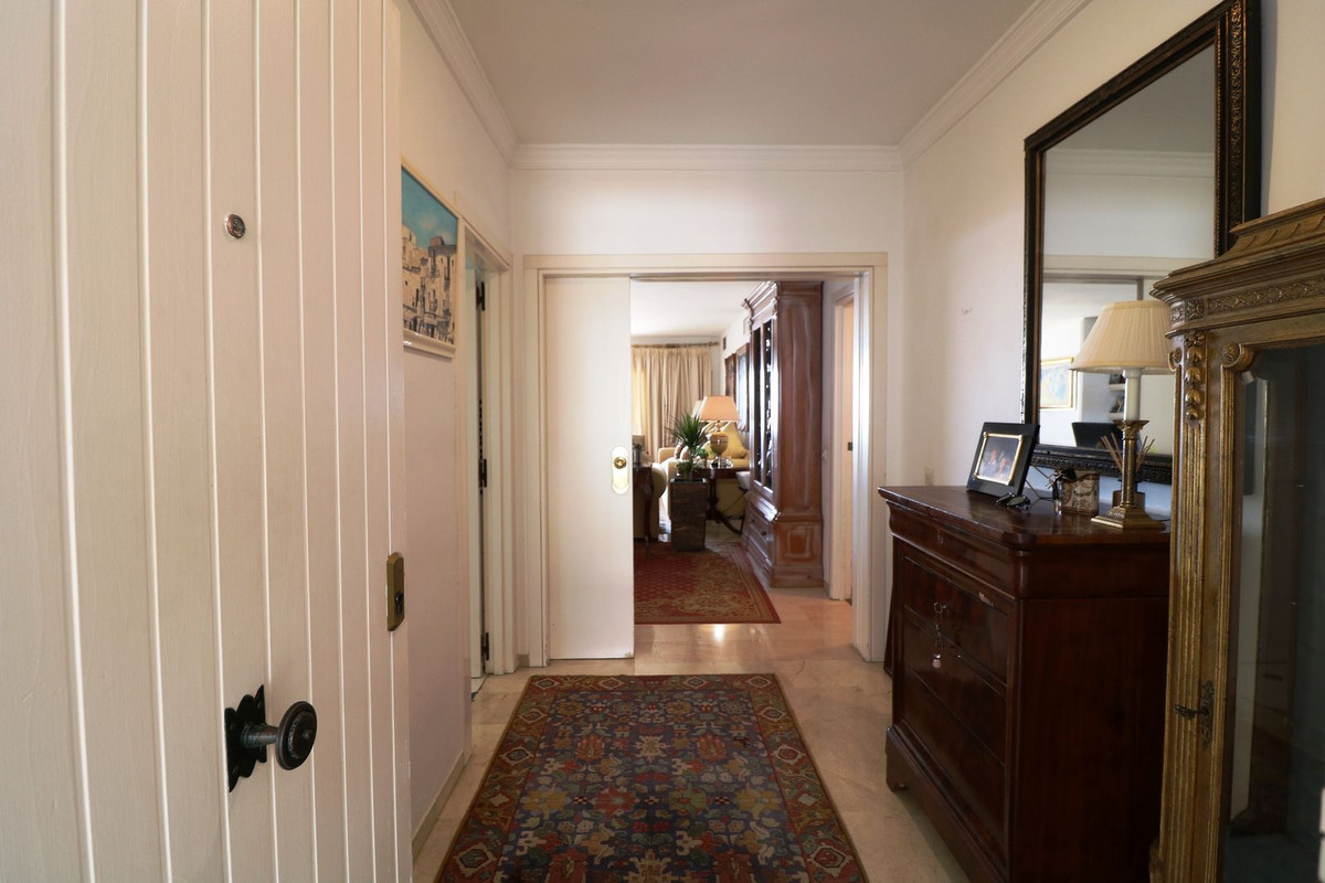 Apartamentos de 2 dormitorios en venta en Marbella – R4442830 Apartamentos de 2 dormitorios en venta en Marbella – R4442830